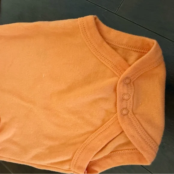 Orange and White Halloween Themed Kids Bundle 3-6 Months - Picture 9 of 12